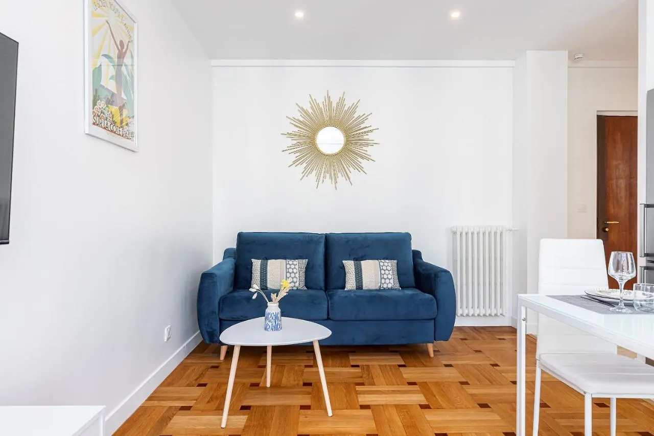Quiet 1 Bdr Downtown Terrace Ac & Parking Lejlighed Nice 0*,  Frankrig