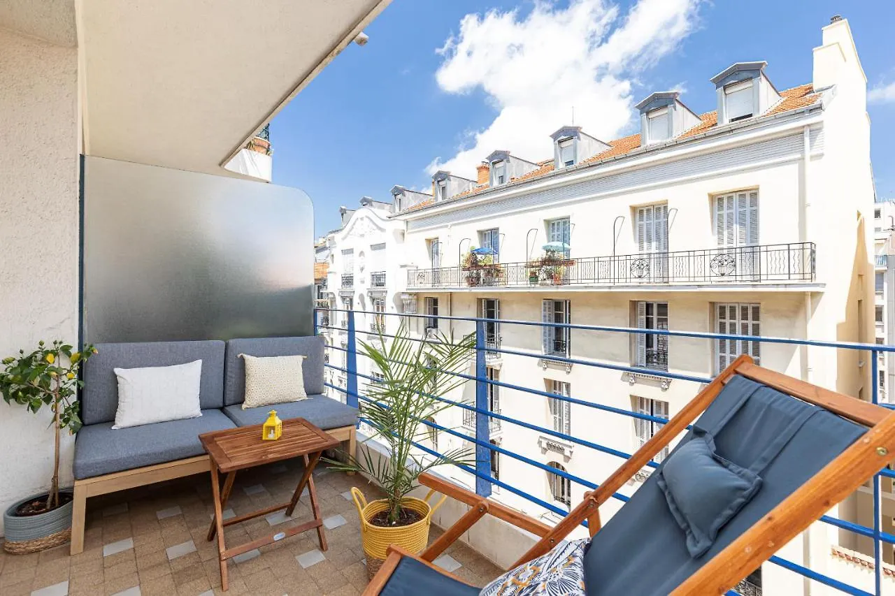 Quiet 1 Bdr Downtown Terrace Ac & Parking Lejlighed Nice