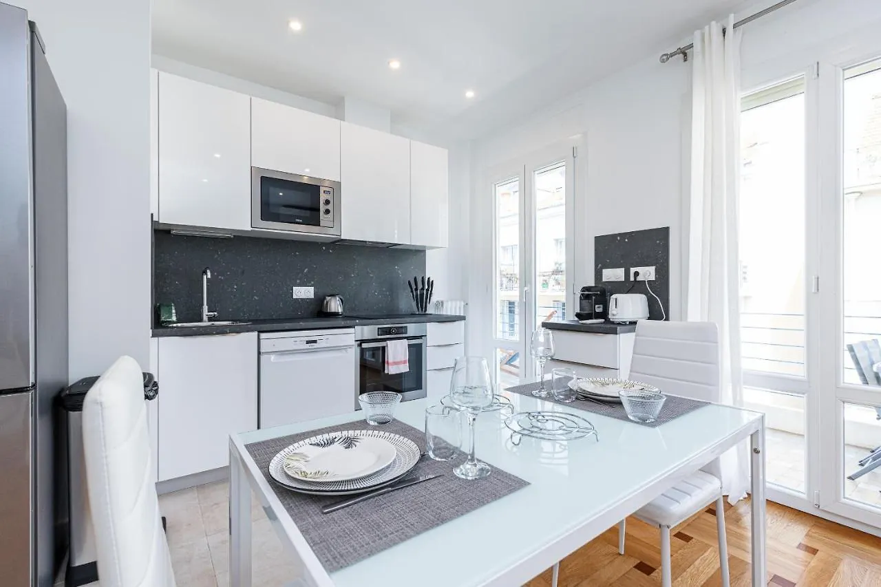 Apartment Ferienwohnung Quiet 1 Bdr Downtown Terrace Ac & Parking Nizza Frankreich